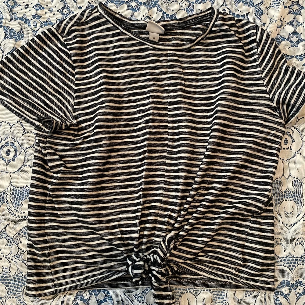Short sleeve tee